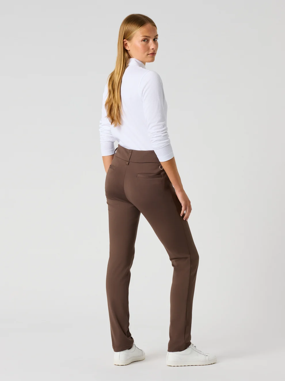 Daily Sports Magic Warm Golfhosen 29 Inch für Damen Brownie – Bild 3