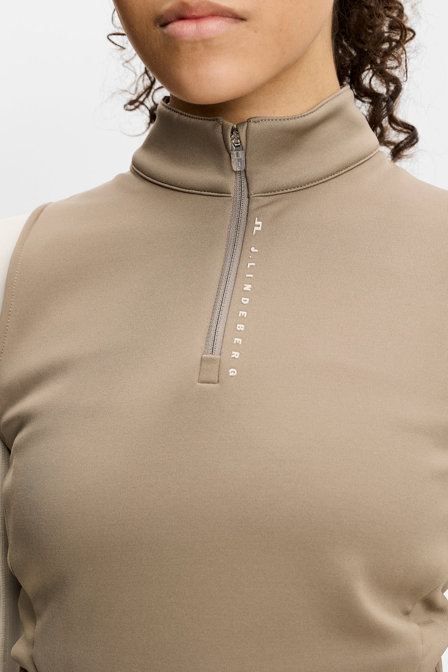 J.Lindeberg Jess Jersey Vest für Damen Brindle (Dunkelbeige) – Bild 3