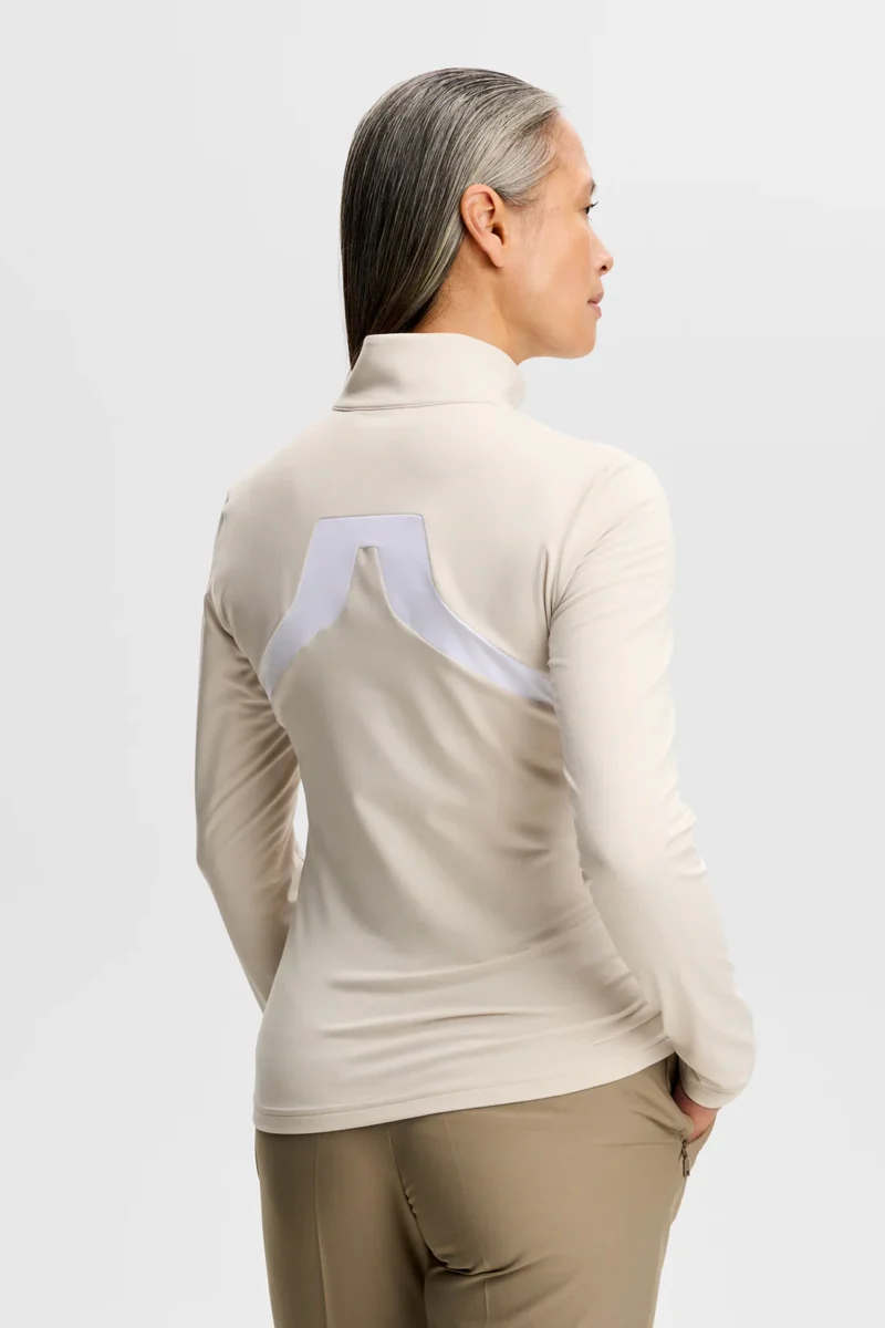 Alternative view of J.Lindeberg Janice Mid Layer für Damen Moonbeam (Beige)