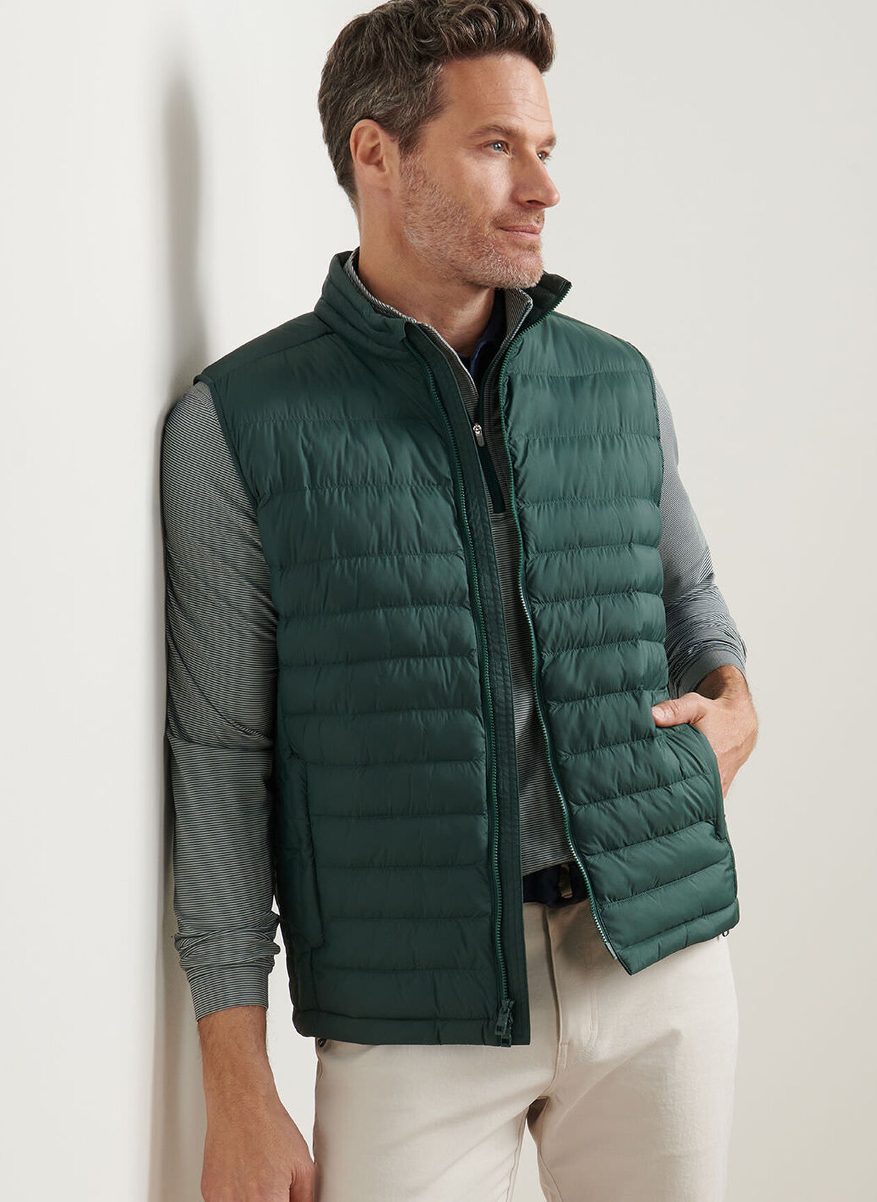 Peter Millar Apex Quilted Weste für Herren Nordic Pine – Bild 2