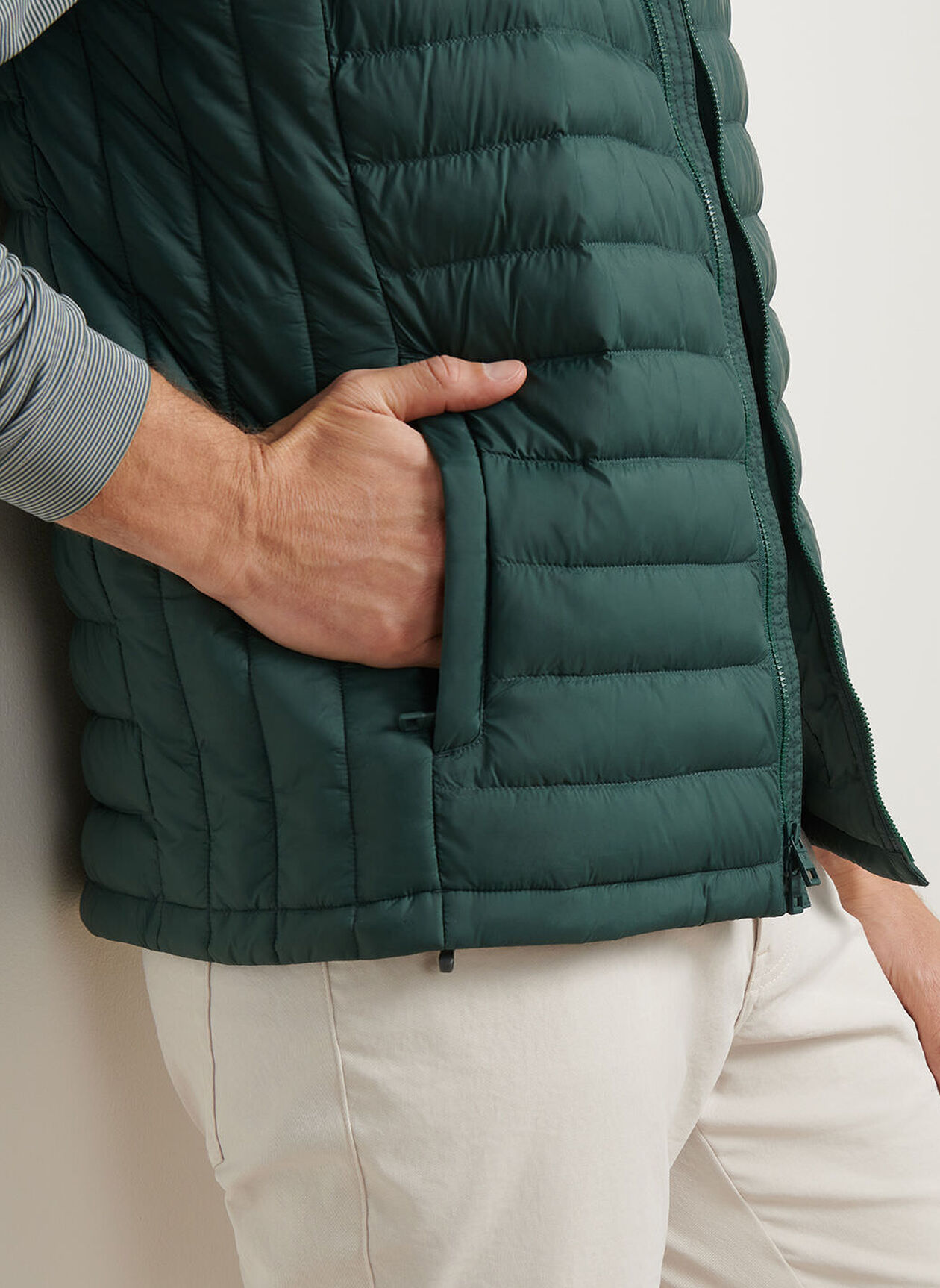 Peter Millar Apex Quilted Weste für Herren Nordic Pine – Bild 4